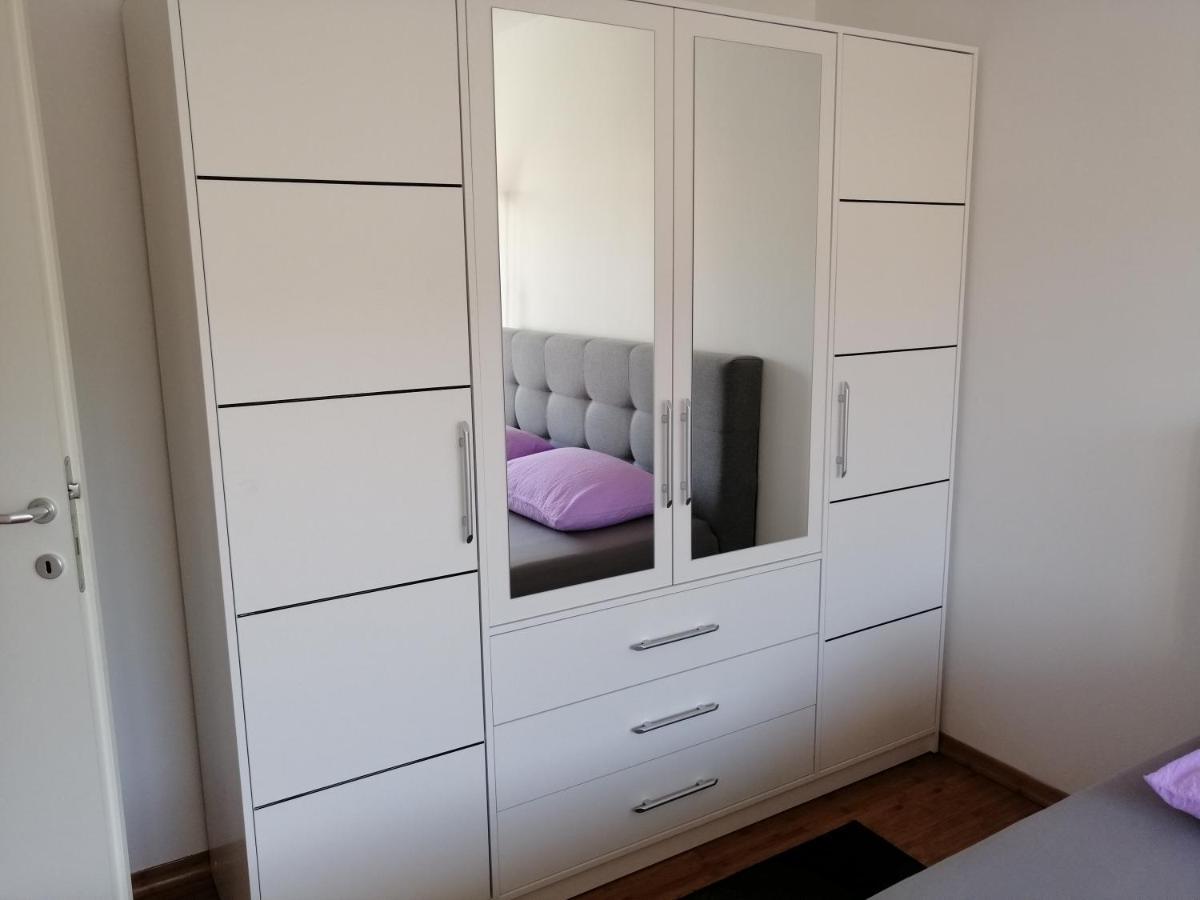 Apartment Mery Trogir Exteriör bild